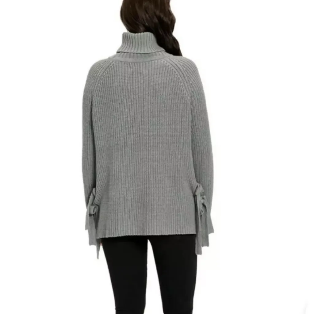 Ugg Ceanne Turtle neck sweater 

Size S - Image 4