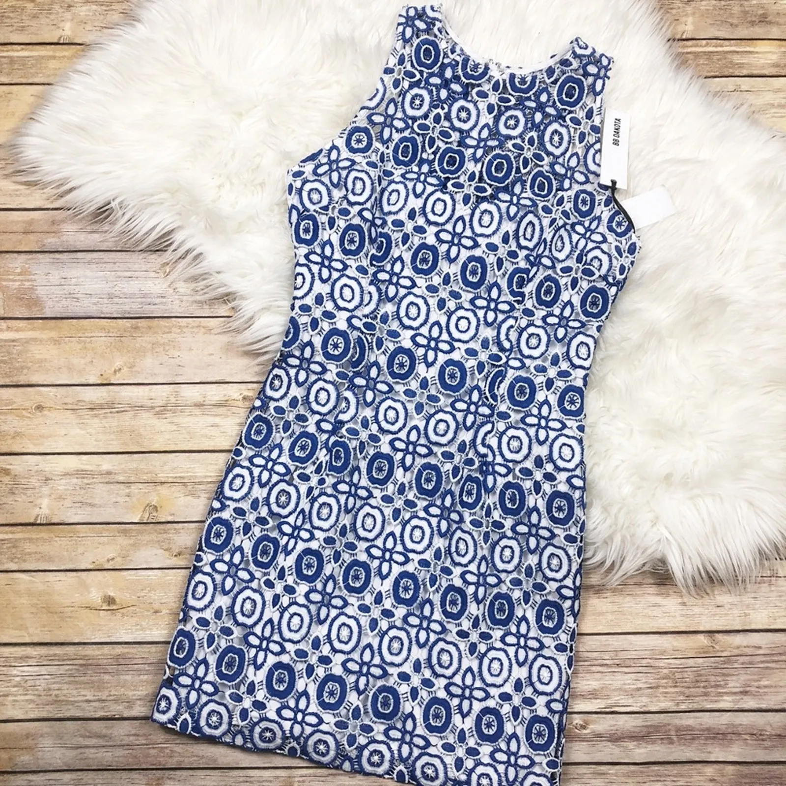 B.B. Dakota Women's Textured Blue Lace Sleeveless Dress‎ Size 2 NEW - Image 3