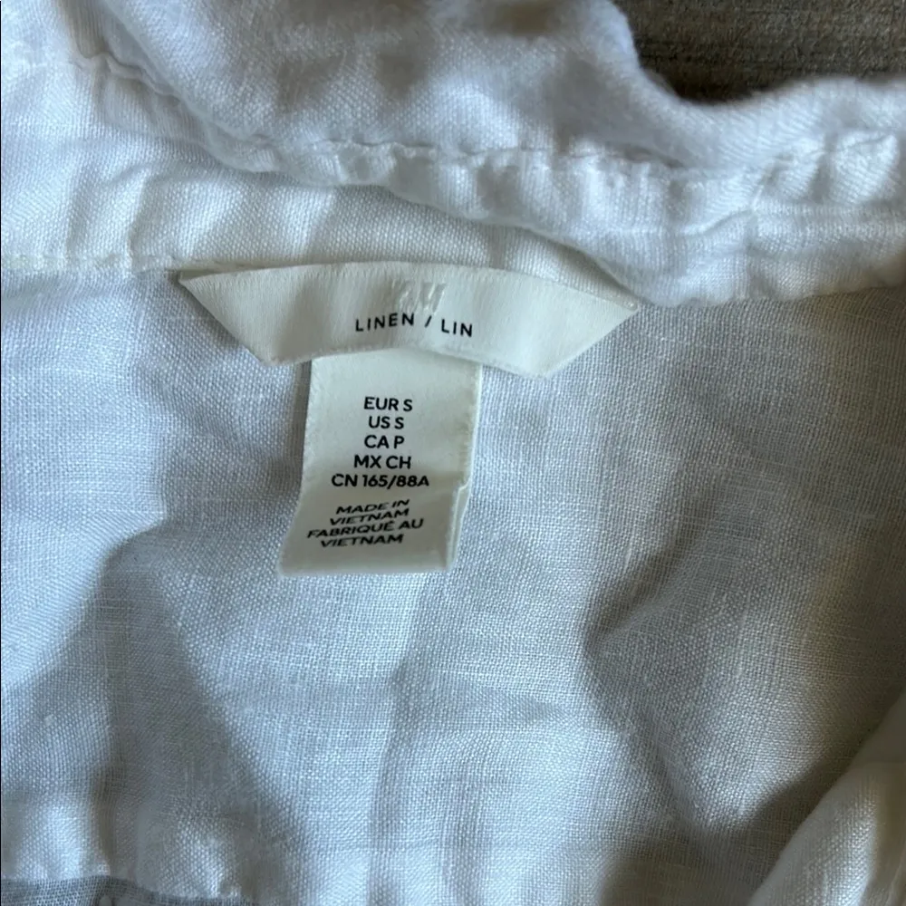 H&M  White Classic Button Down Shirt - Image 2