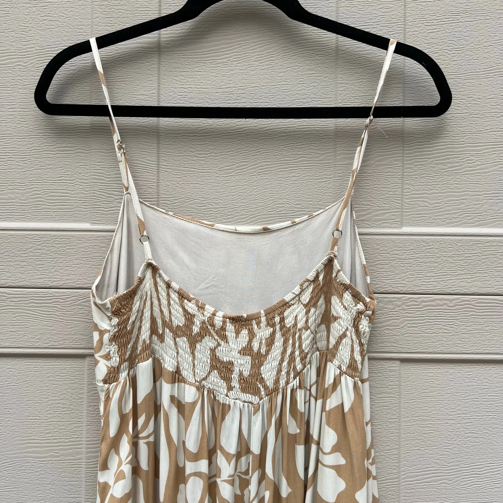Abel the Label Maxi Dress Floral White Tan Spaghetti Strap Size XL - Image 6