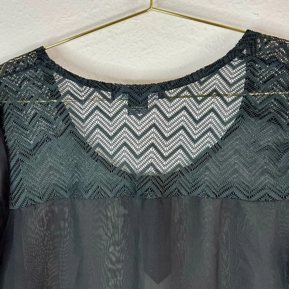 American Dream Women's XS Sheer Black 3/4 Sleeve Blouse Lace Chevron Tunic Top - Image 4