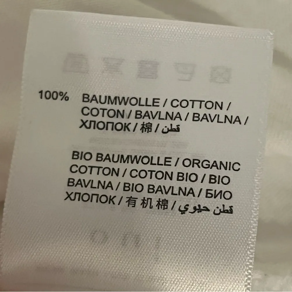 OUI Love is art graphic white tshirt, short sleeve, 100%Cotton, size 10 - Image 9