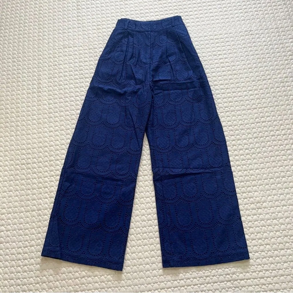 FARM Rio Embroidery Pineapple Eyelet High Waist Wide Leg Pants Sz Medium NWT - Image 4