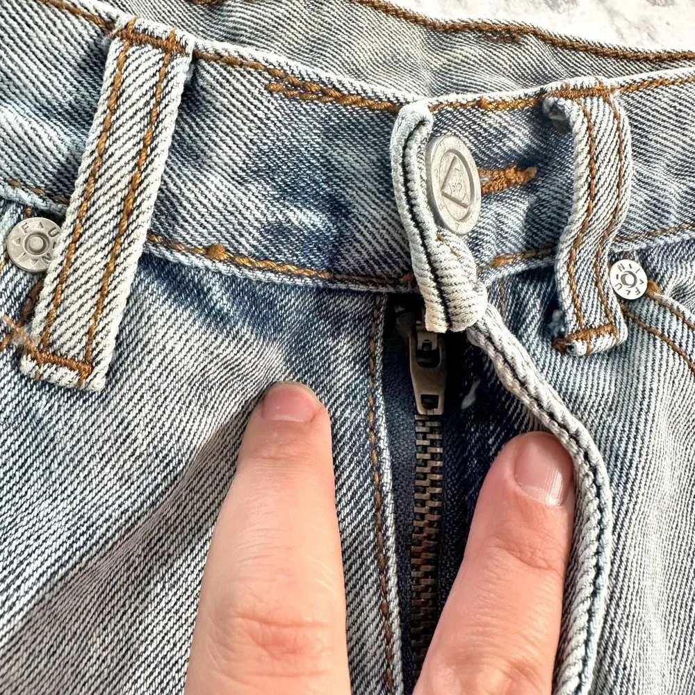 UNIF Cutoff High Rise Denim Shorts - Image 5