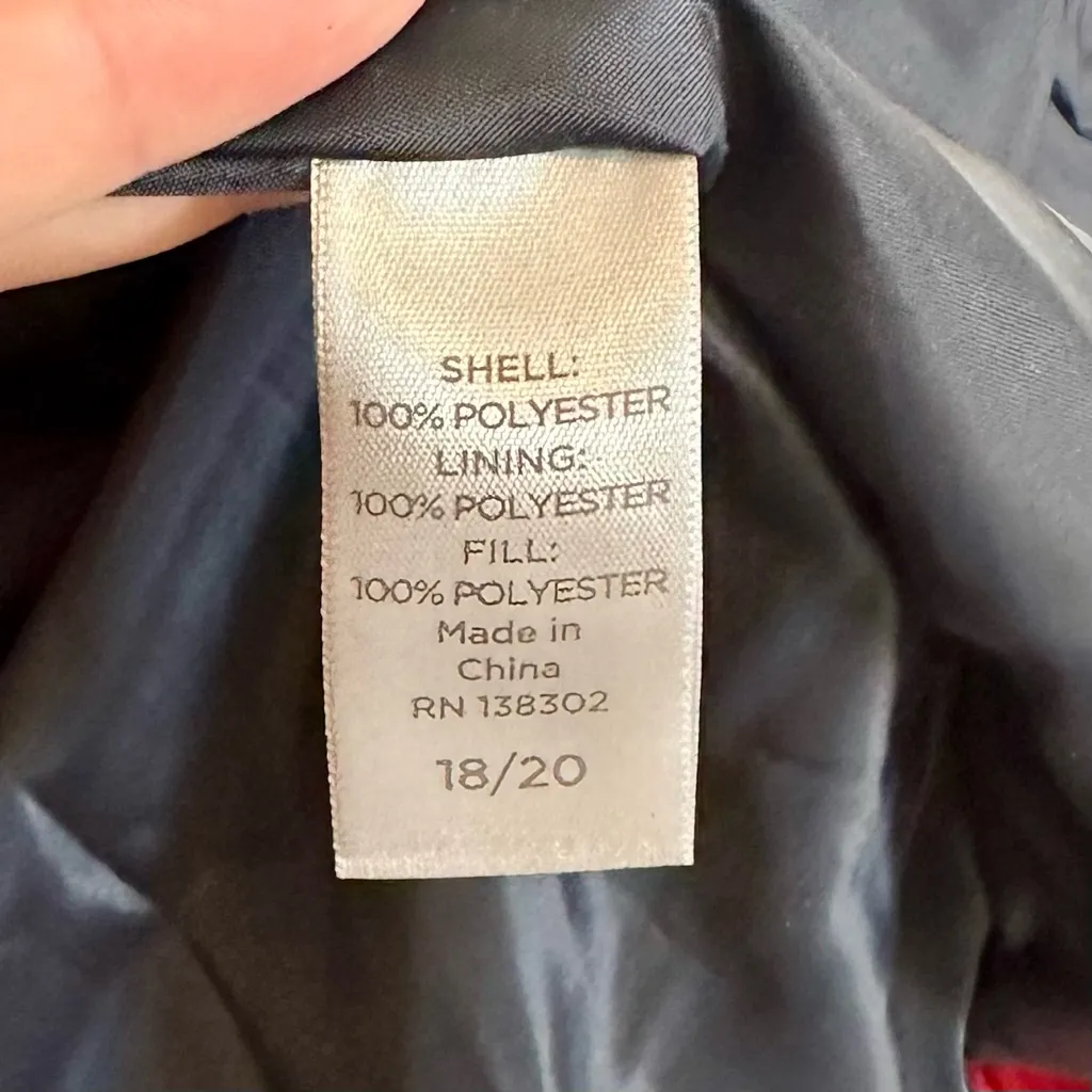 Avenue Vibrant Red Women's Quilted Puffer Vest - Size: 18/20 - Image 3