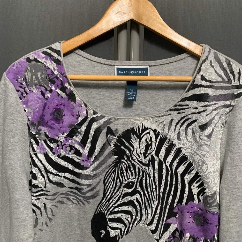 B22-Women's Karen Scott Top XL Gray Zebra Print 3/4 Sleeve - Image 2