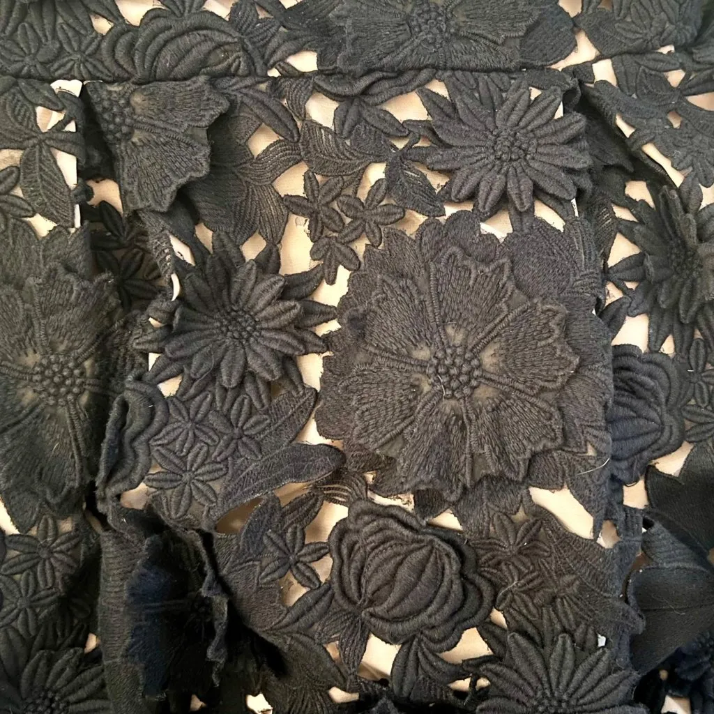 Embroidered Floral Black Lace Shift Cocktail Dress 2 Black Tie Formal Elegant - Image 8