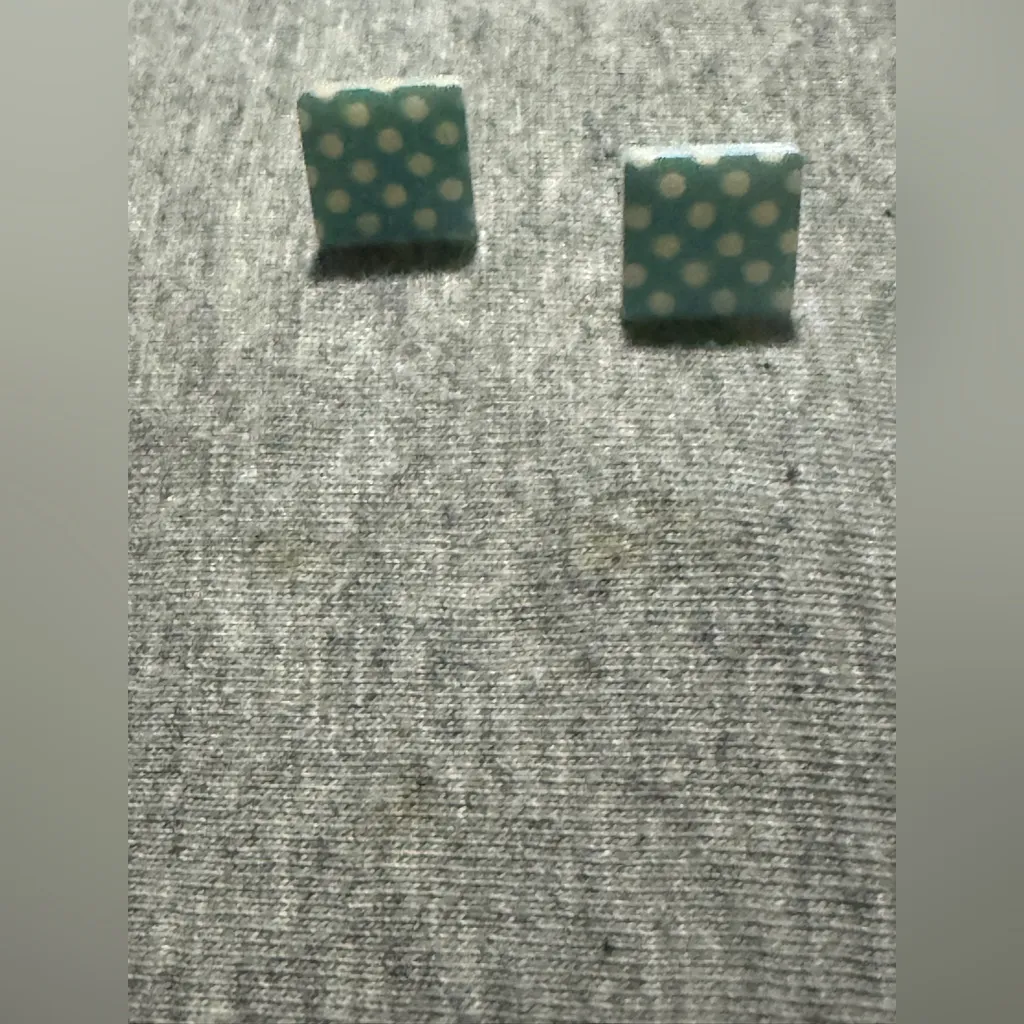 Polka Dot Square Earrings White - Image 2