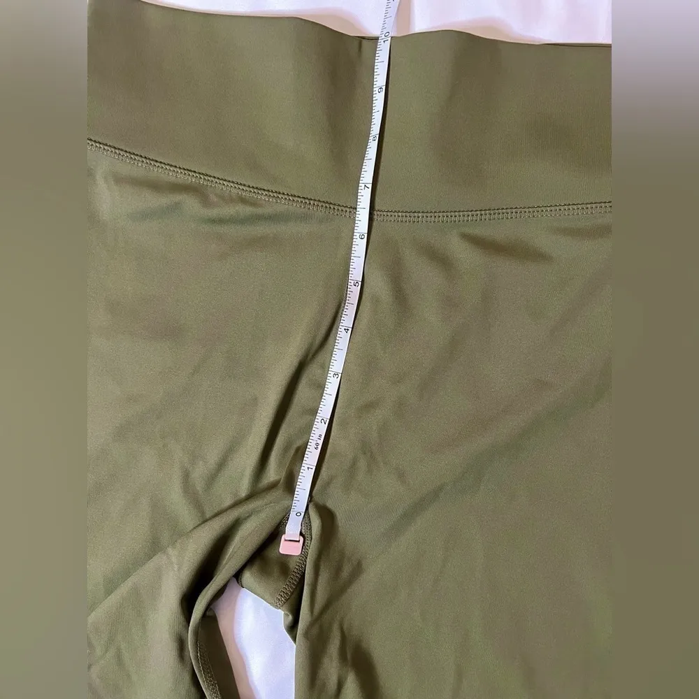 MWL by Madewell Form High-Rise 7" Biker Shorts in Kale Green Medium - Image 12