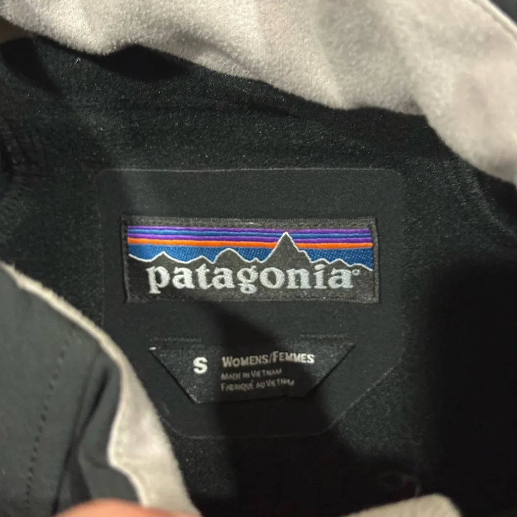 Patagonia Full Zip Soft Shell Jacket Black Size Small Logo - Image 4