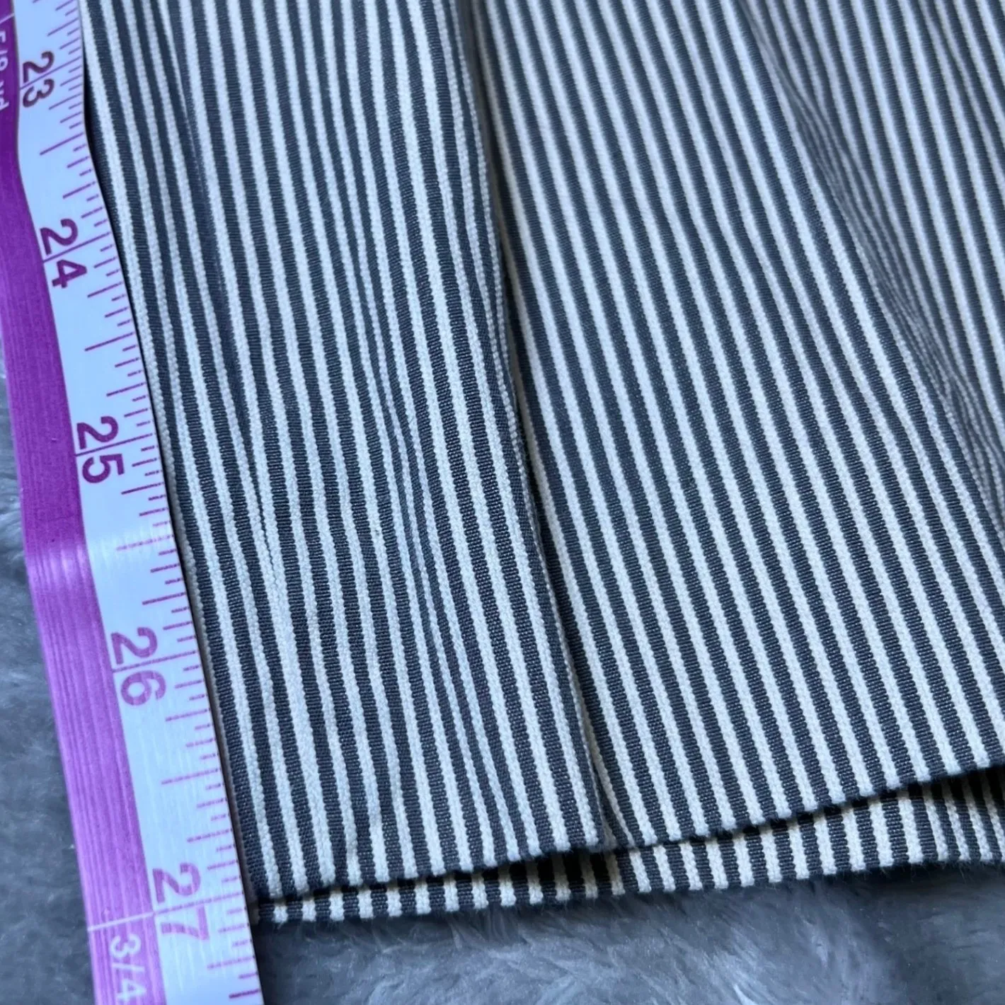 Talbots Curvy Fit Cropped Pants Women 12 Grey White Striped Casual Office Work - Image 9