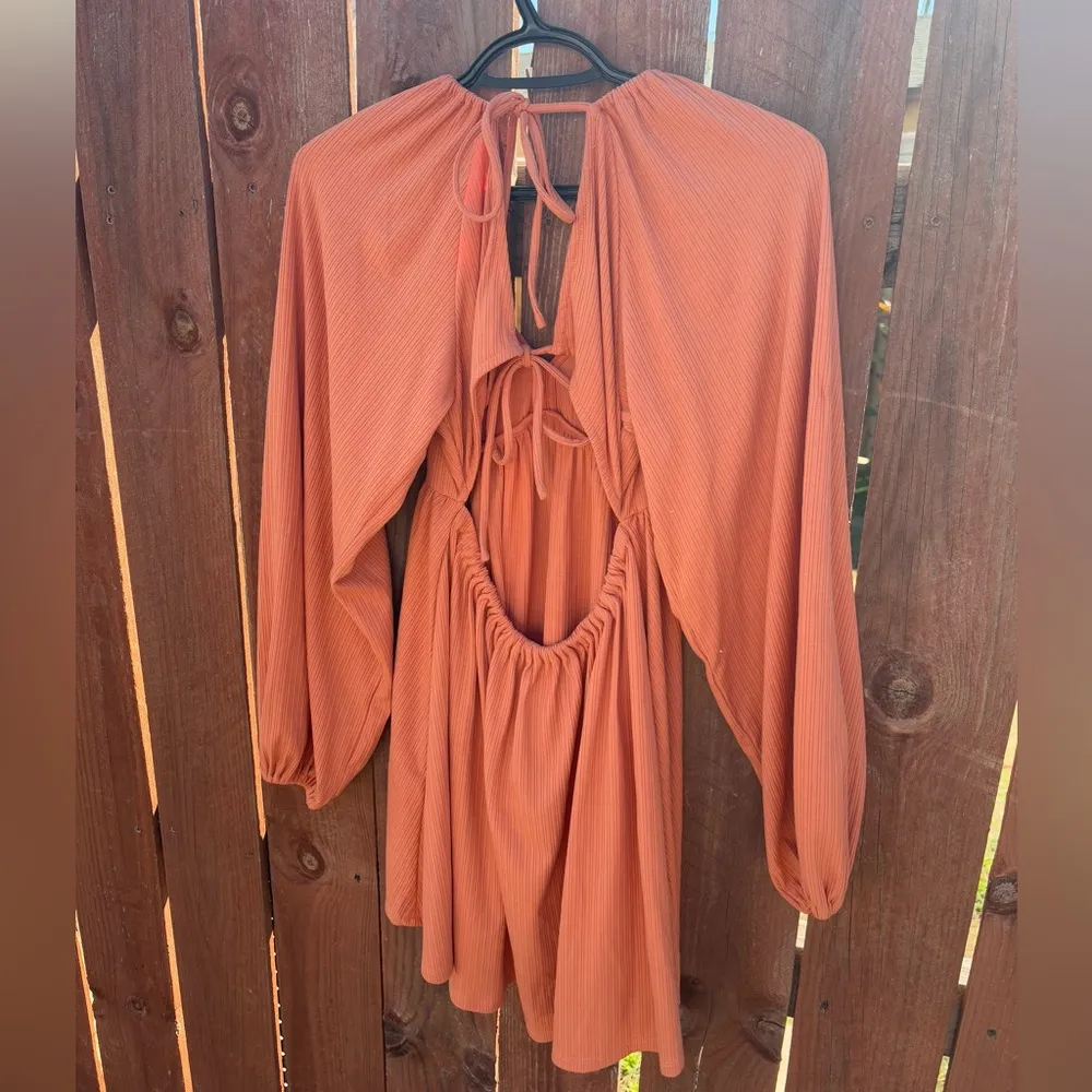 Lovers + Friends Giorgia Mini Open-Back Balloon Sleeve Dress in Ginger Size S - Image 2