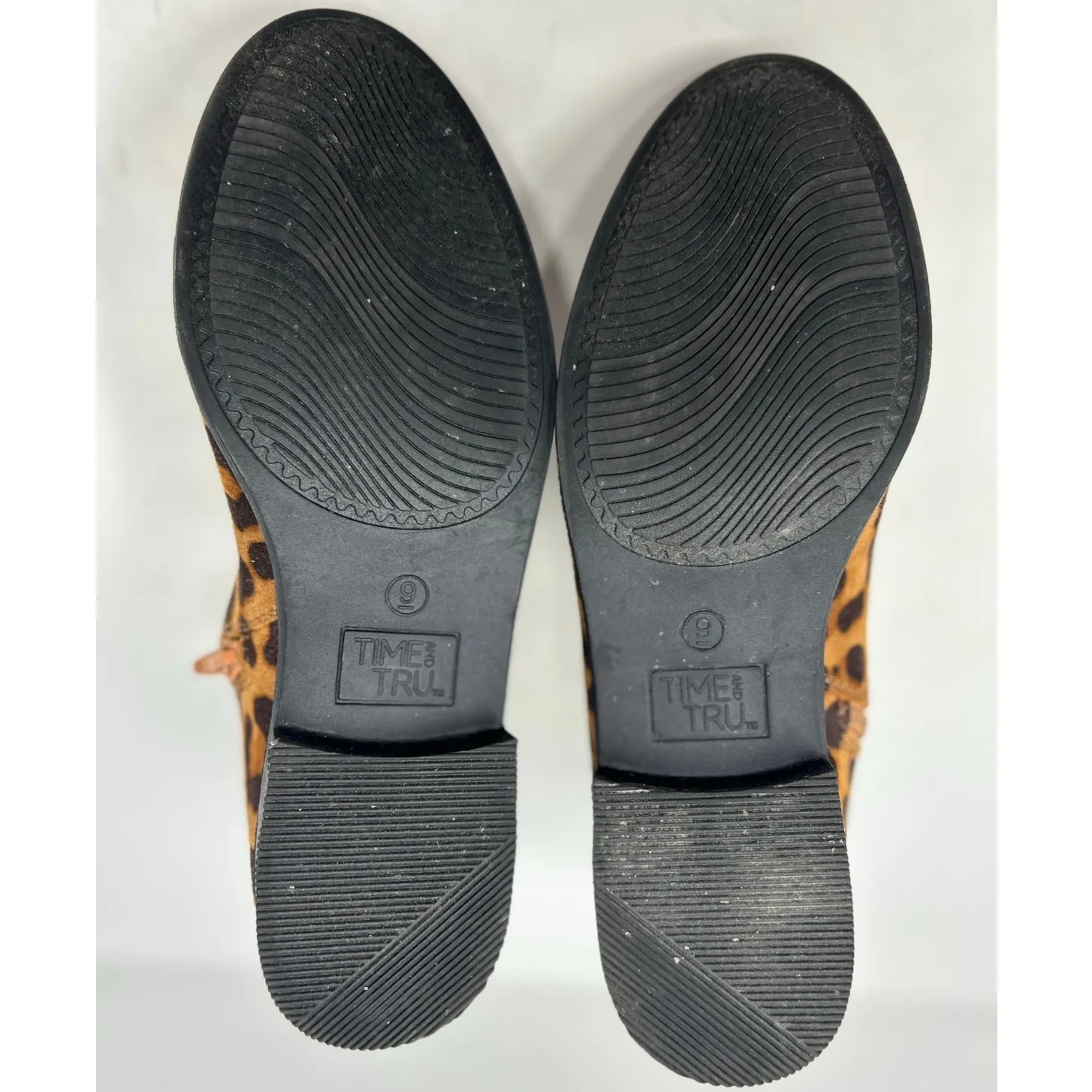 Time and Tru Women's Memory Foam Animal Print Faux Suede Boots Size 9‎ Black - Image 9