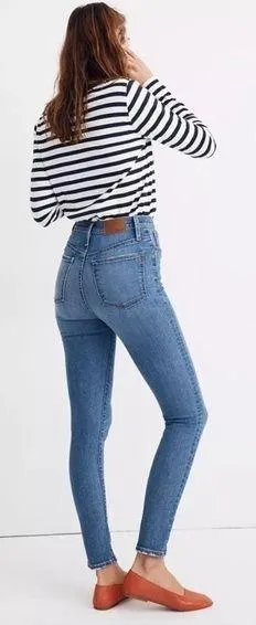 Madewell- 11" High-Rise Skinny Jeans in Light Wash Minimalist Casual- Size 25 - Image 2