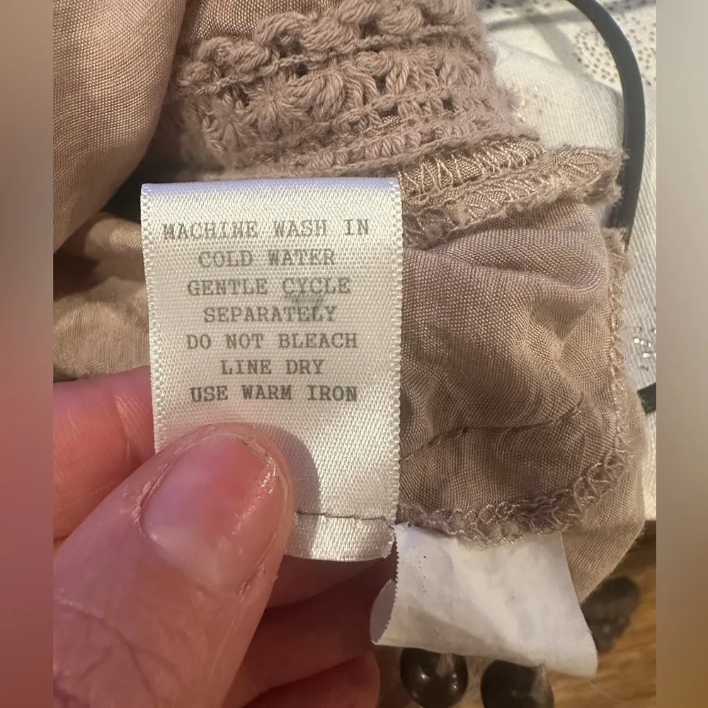 EUC DRESS BARN CREAM FLOWY BAT 🦇 sleeve with embroidery & lace ornaments Sz 3XL - Image 10