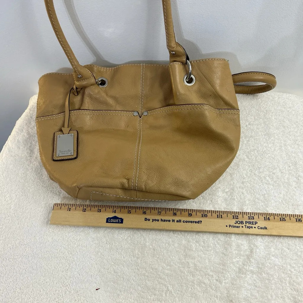 Tignanello Leather Shoulder Bag – Warm Tan / Camel - Image 7
