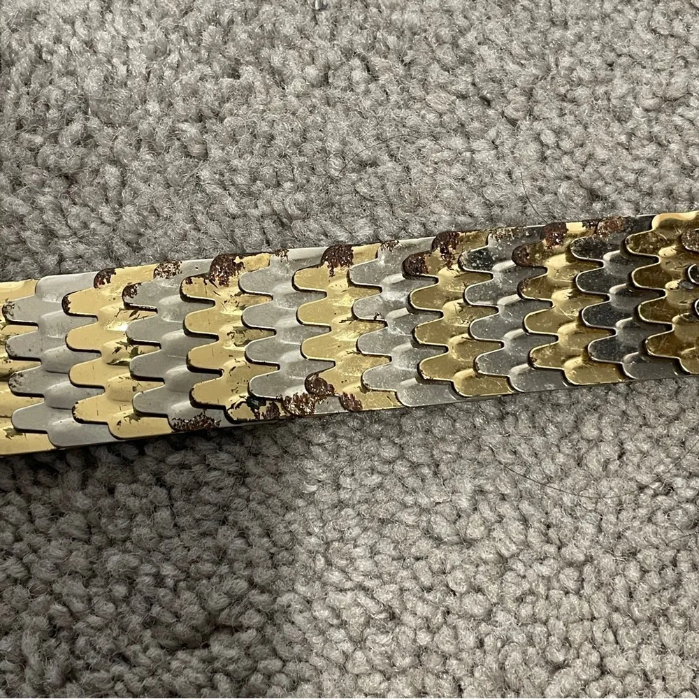 Vintage women's fashion belt 2 two tone silver gold metal fish scale belt - Image 6
