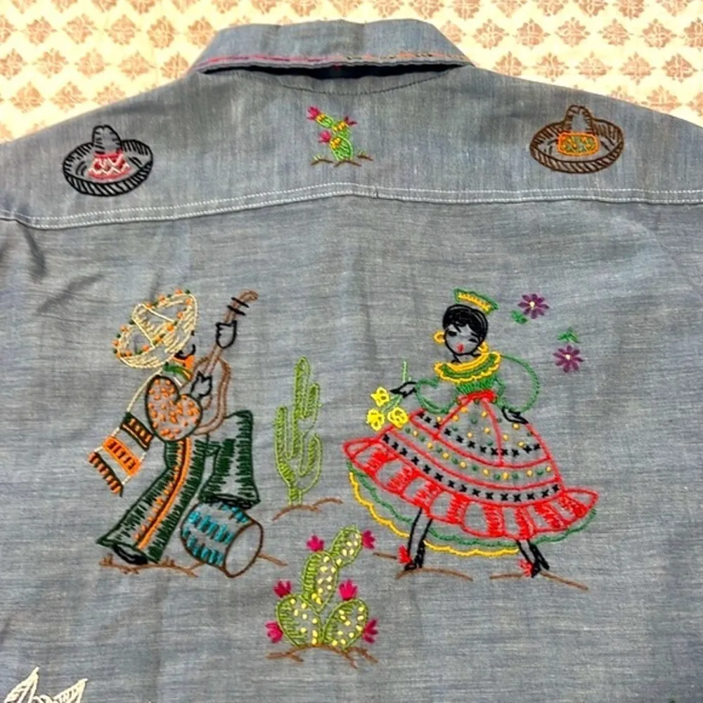 Vintage JC Penny Big Mac Chambray Hand Embroidered Mexican Fiesta Button Shirt Blue Size undefined - Image 2