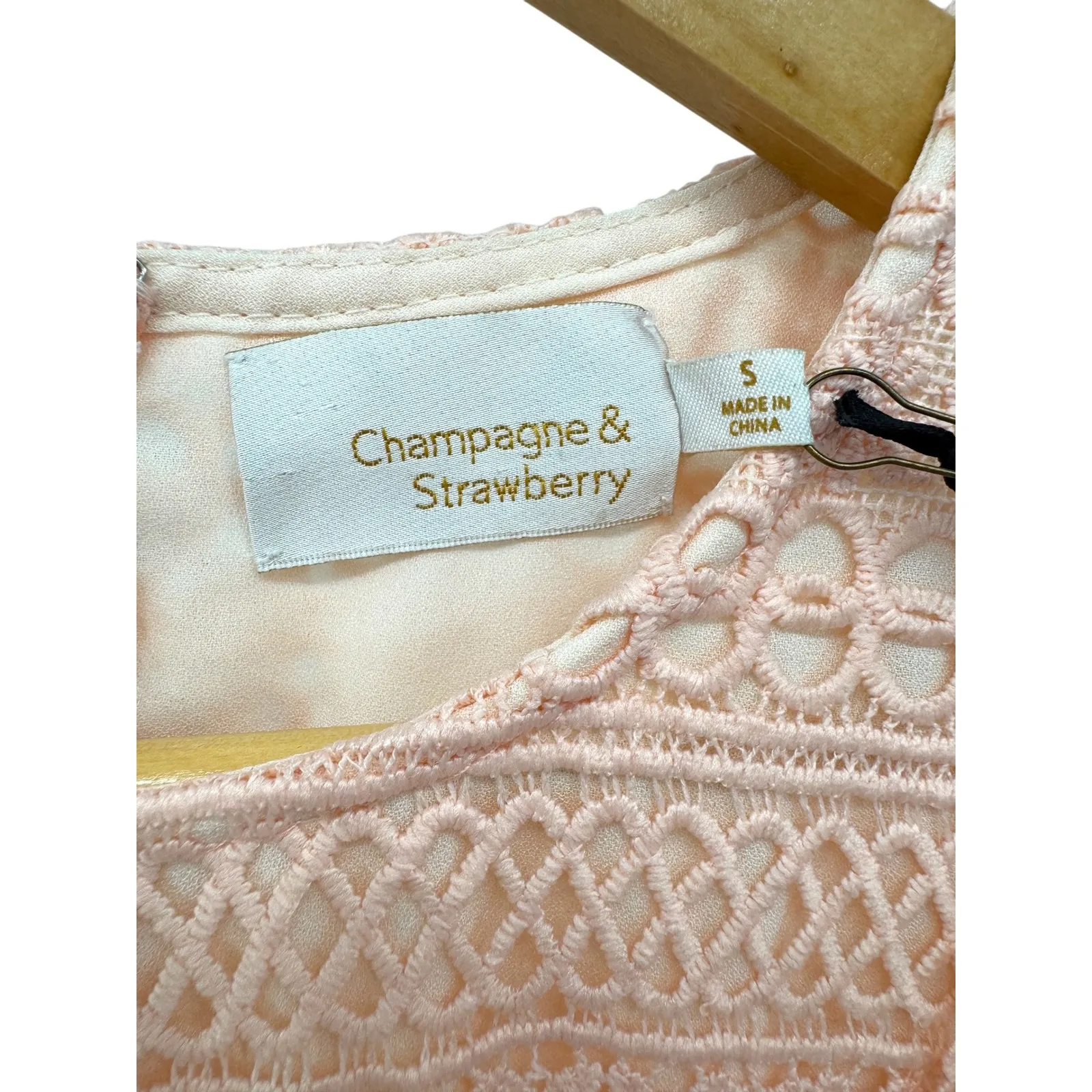 Champagne & Strawberry Jane Choi Lace‎ Flutter Sleeve Midi Dress Women S Pink - Image 5