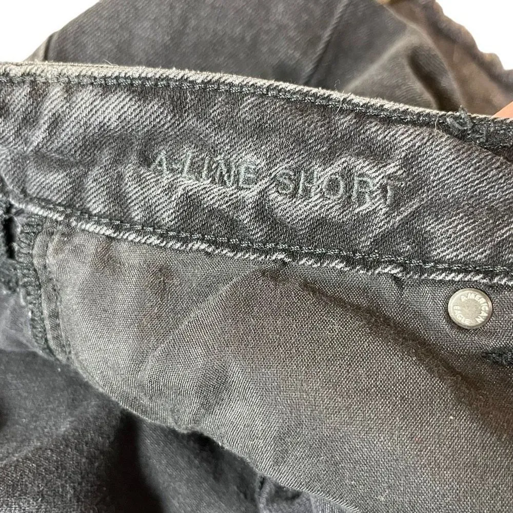 American Eagle Aline High Rise Shorts Size 4 - Image 8