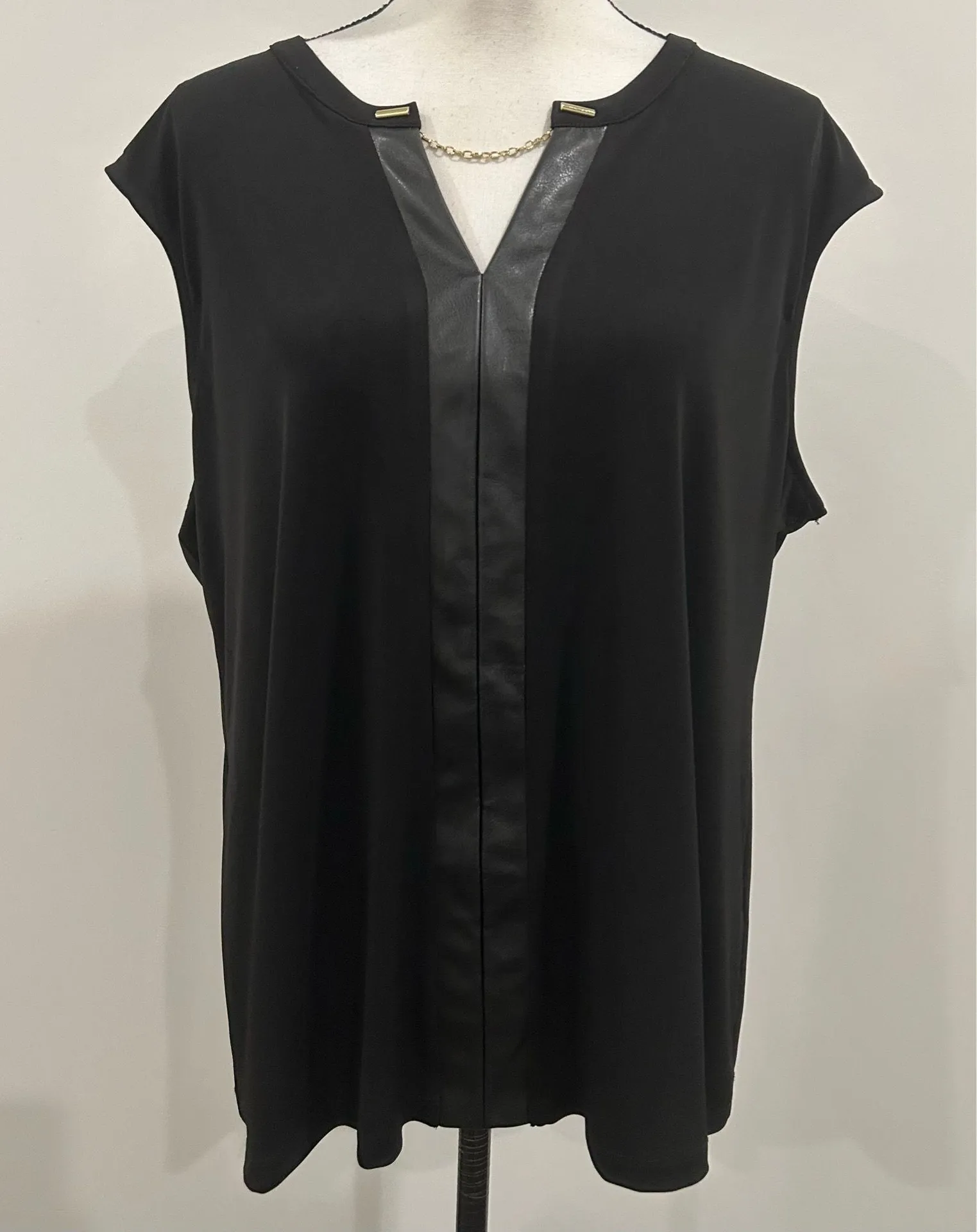 Calvin Klein Sleeveless Top - Image 2