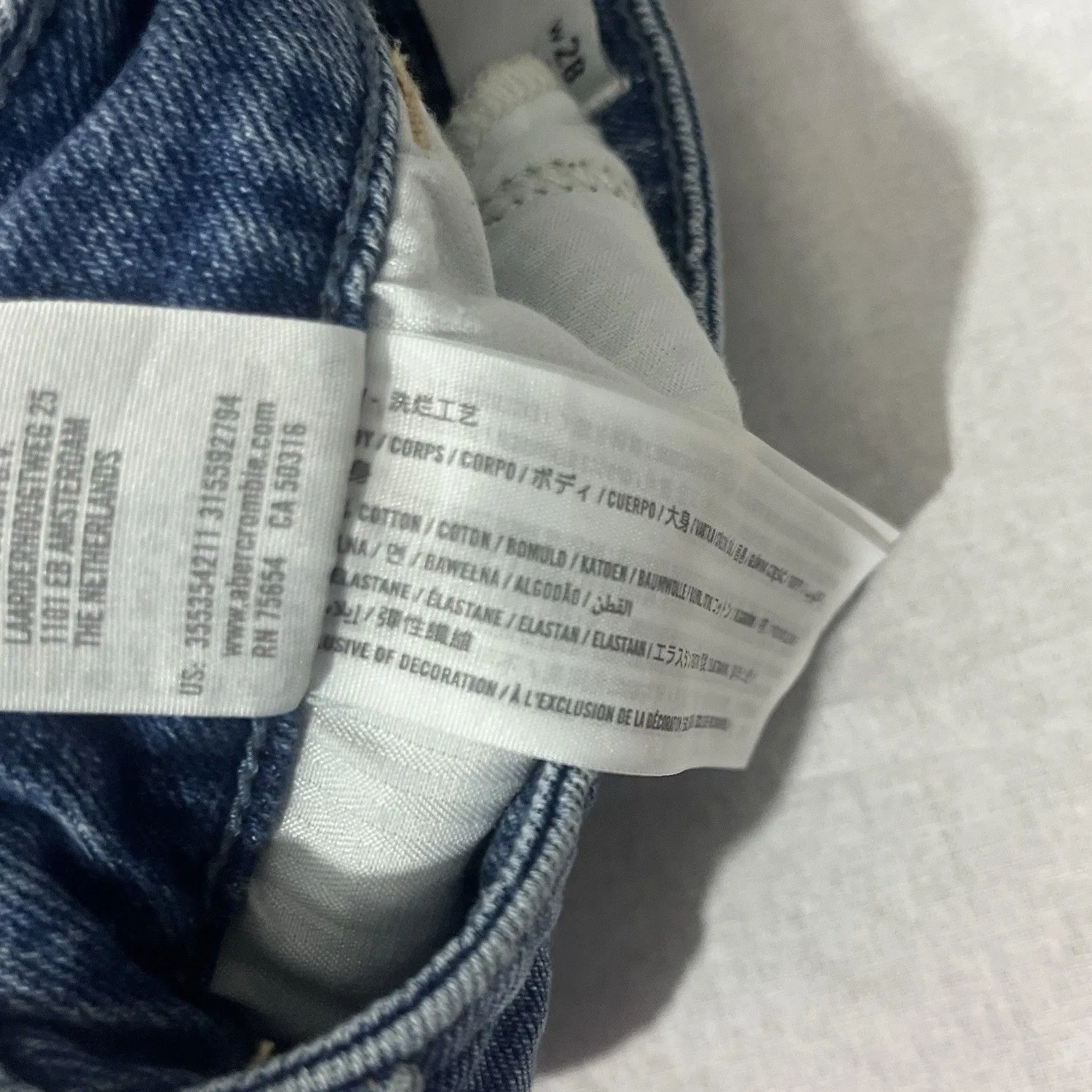 Hollister Curvy High Rise Mom Jeans Junior Size 7 Stretch Groovy Marbled Print - Image 7