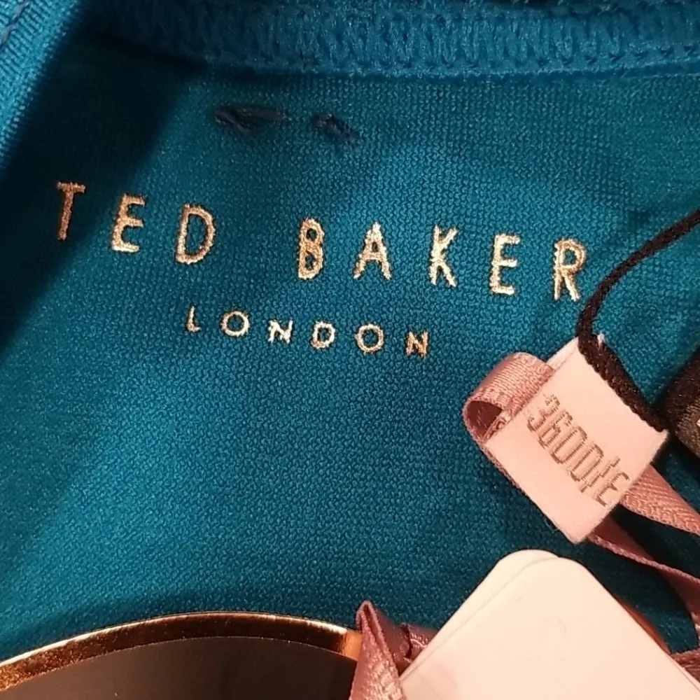 💕TED BAKER💕 Kesia Scalloped Mesh Swimsuit 36DD/E Blue Size undefined - Image 12