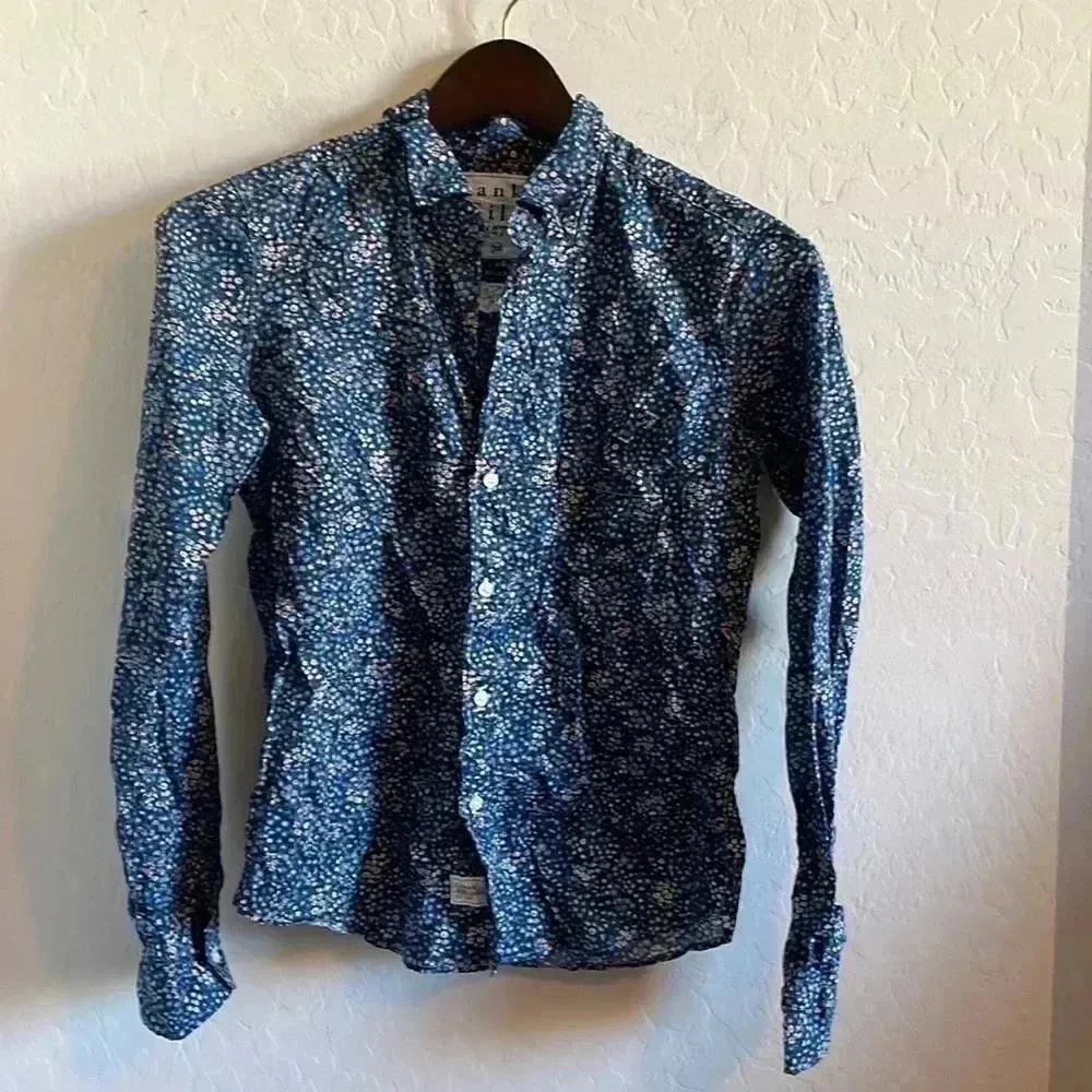 Frank & Eileen Barry Floral Button Up Shirt - Image 3
