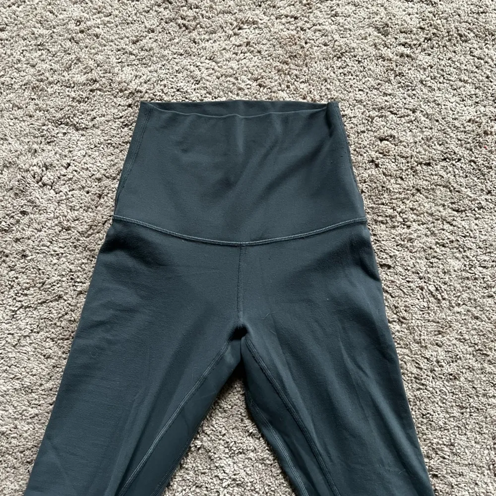 Super High Waisted Align 28” Leggings - Image 3