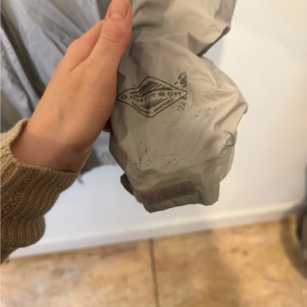 Columbia Gray Omni tech Windbreaker Jacket medium - Image 2