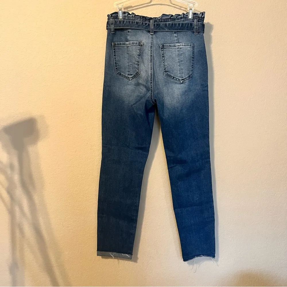 Ashley Mason Medium Wash Paper bag Waist Skinny Jeans with Matching Belt - Image 5