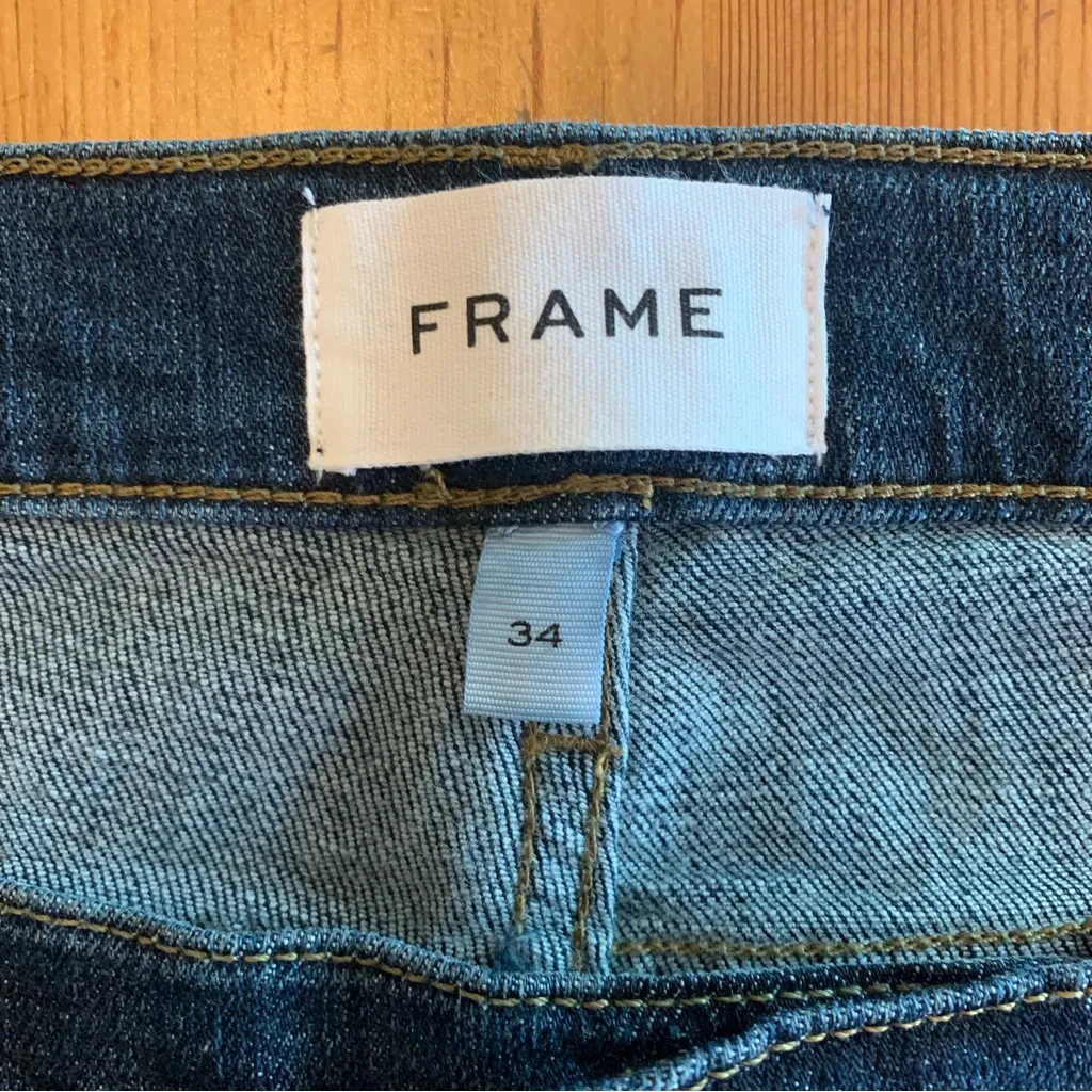 Frame Le Garçon Crop Boyfriend Distressed in Covant Wash Jeans Size 34 - Image 2