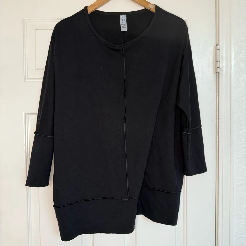 Spanx Perfect Length Top Black 3/4 Sleeve Size Large L Black - Image 5