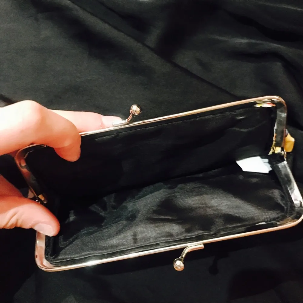 Adorable Disney character portraits clutch - Image 3