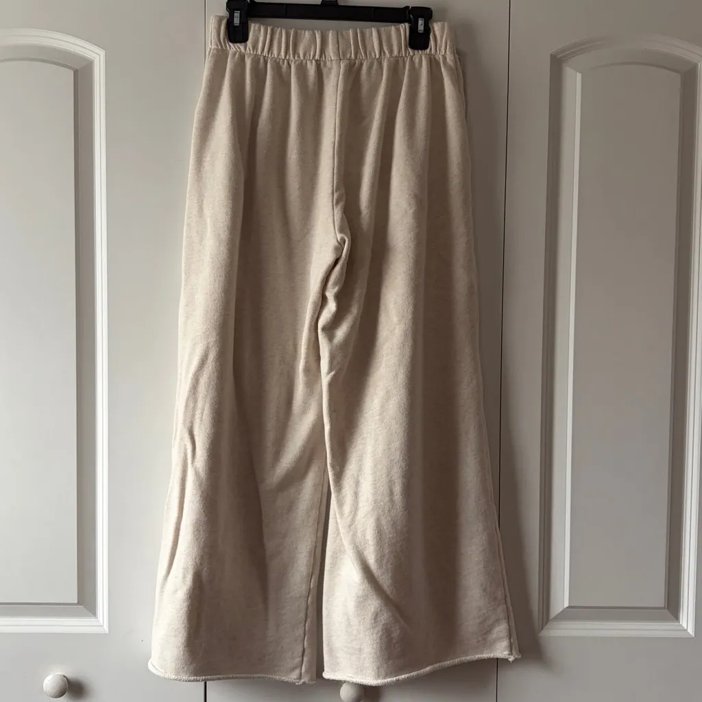 Aerie Wide Leg Cream Colored Sweatpants Size Small - Image 4