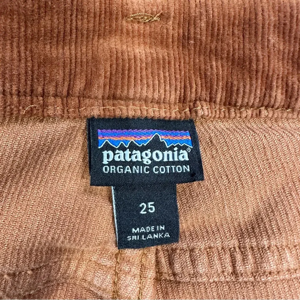 Patagonia Women’s Organic Cotton Fitted Corduroy Pants Low Rise in Saddle 25 - Image 12