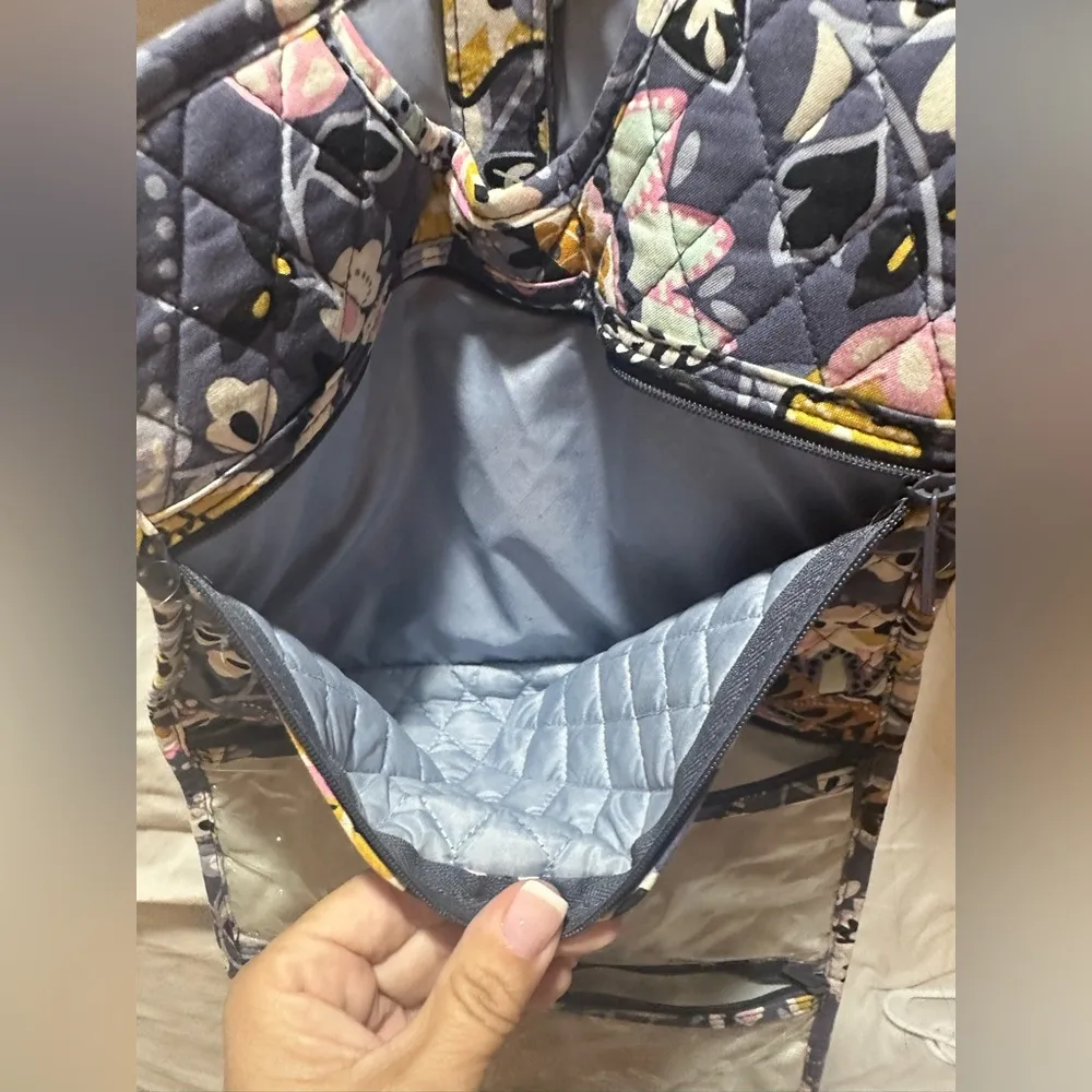 Vera Bradley Quilted Floral Organizer - Image 3