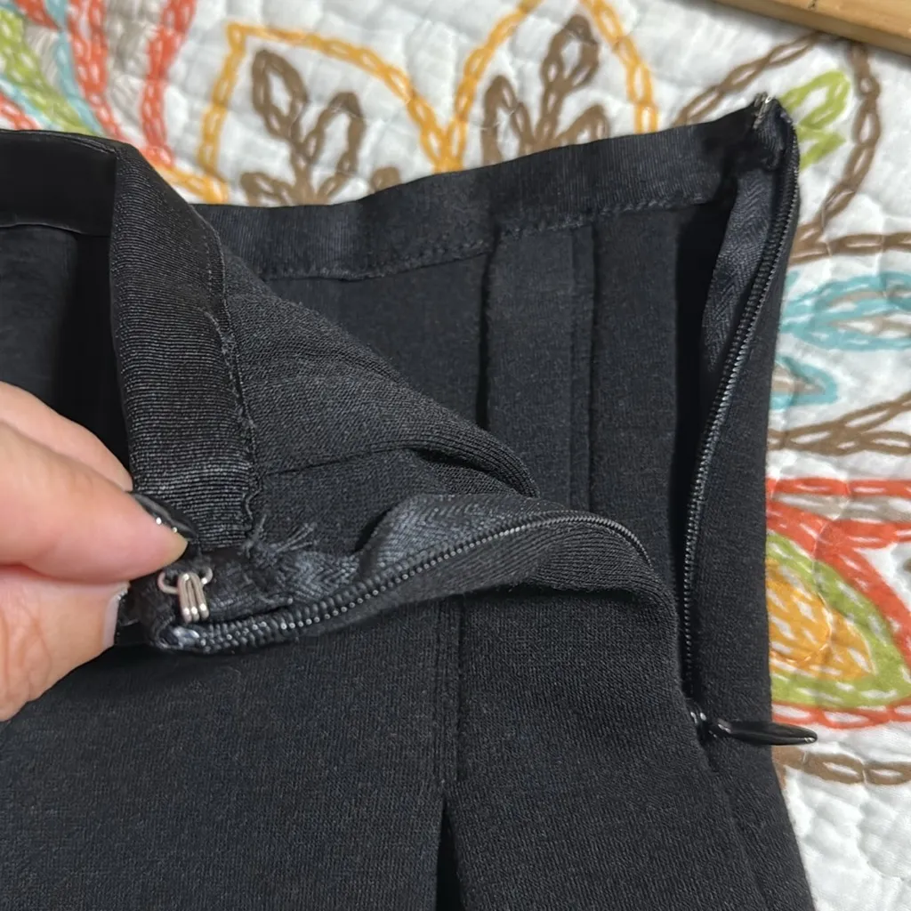 Divine Doll size XS black mini skirt with side zipper closure stretches pleated - Image 5