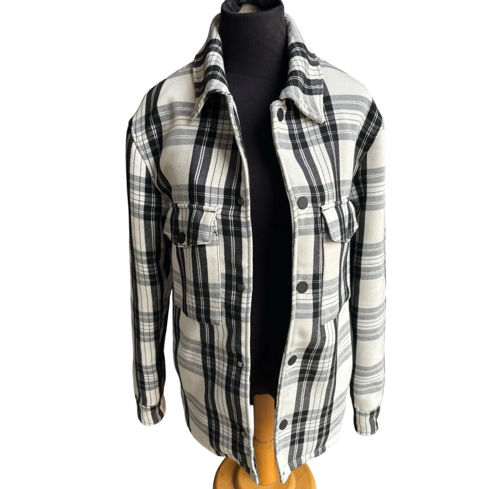 H&M black and white plaid shirt jacket or "shacket", EUR size S, US size S - Image 2