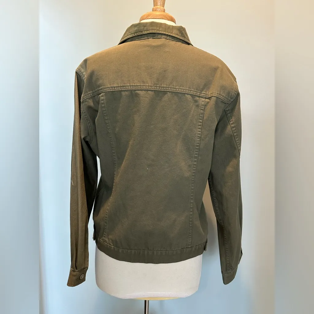 Eddie Bauer olive green button down jacket size Large please read description - Image 7
