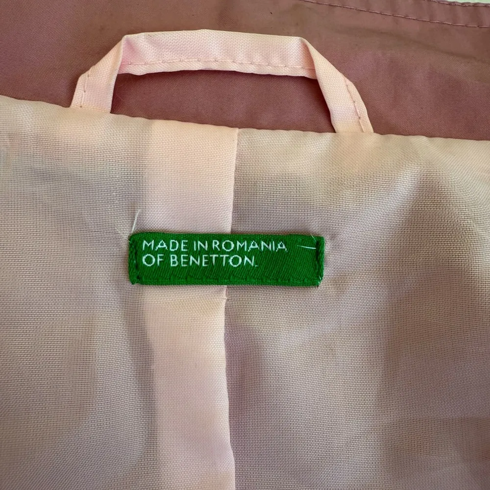 Benetton Women’s Trench Style Pink Long Sleeve Belt Jacket Medium Blazer - Image 4