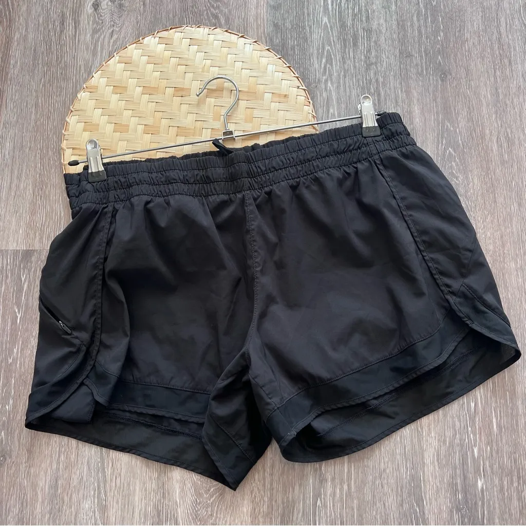 Athleta mesh racer‎ run short 4” - Image 2