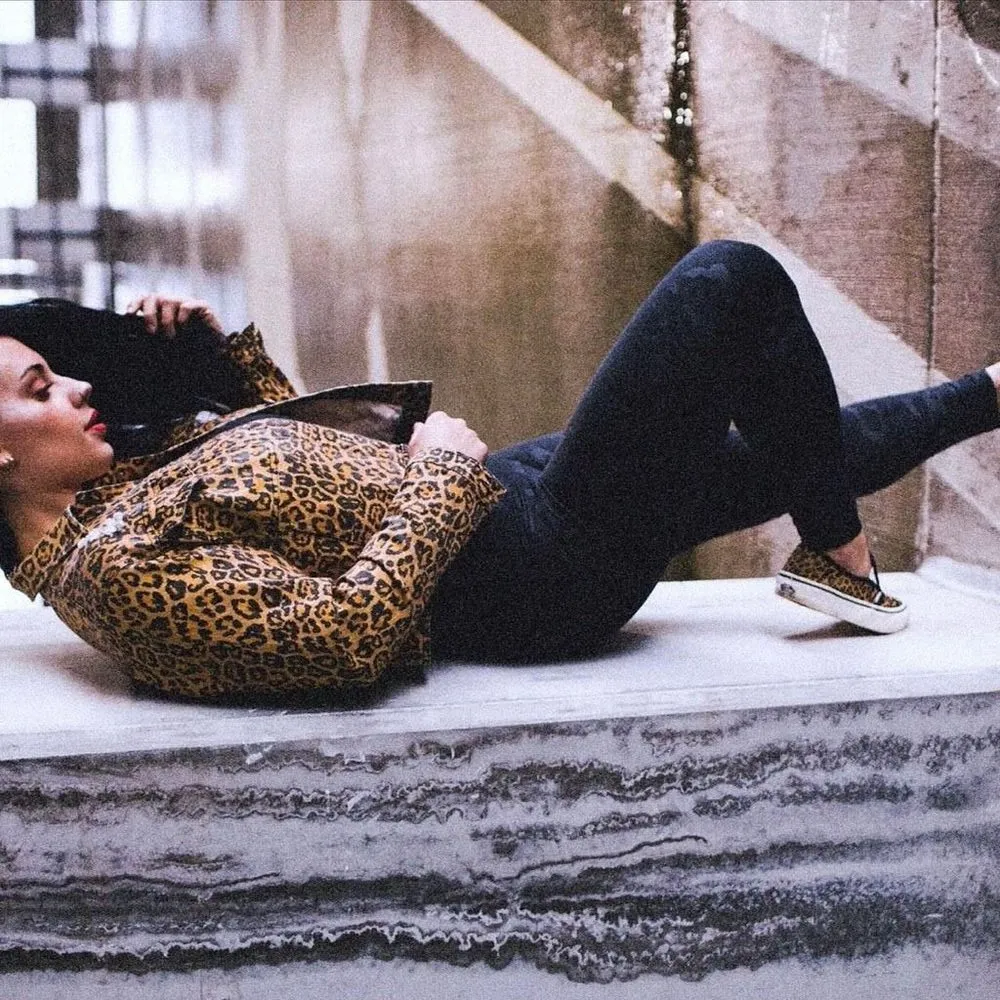 NWT Celestial Bodiez rebel leopard blackout collection denim jacket size large Black - Image 10