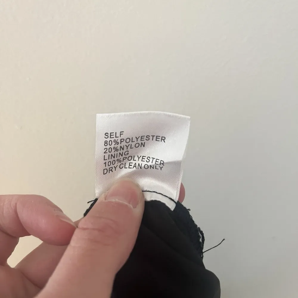 SHO by Tadashi Shoji Sleeveless Black Sequin Halter Dress Size M - Image 8