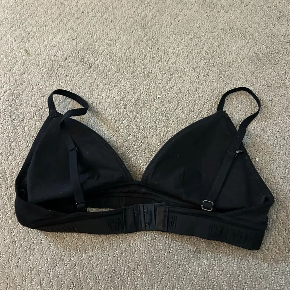 Black Calvin Klein bra - Image 2