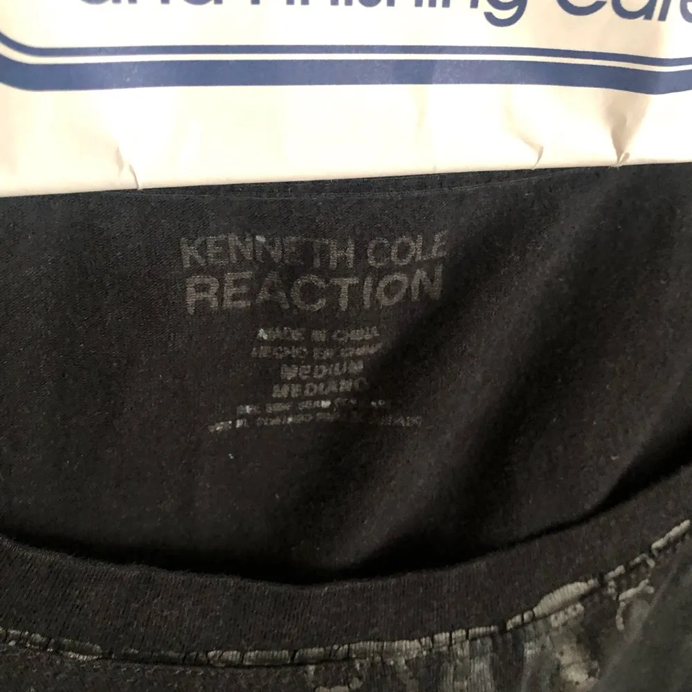 Kenneth Cole Reaction black shirt - Image 2