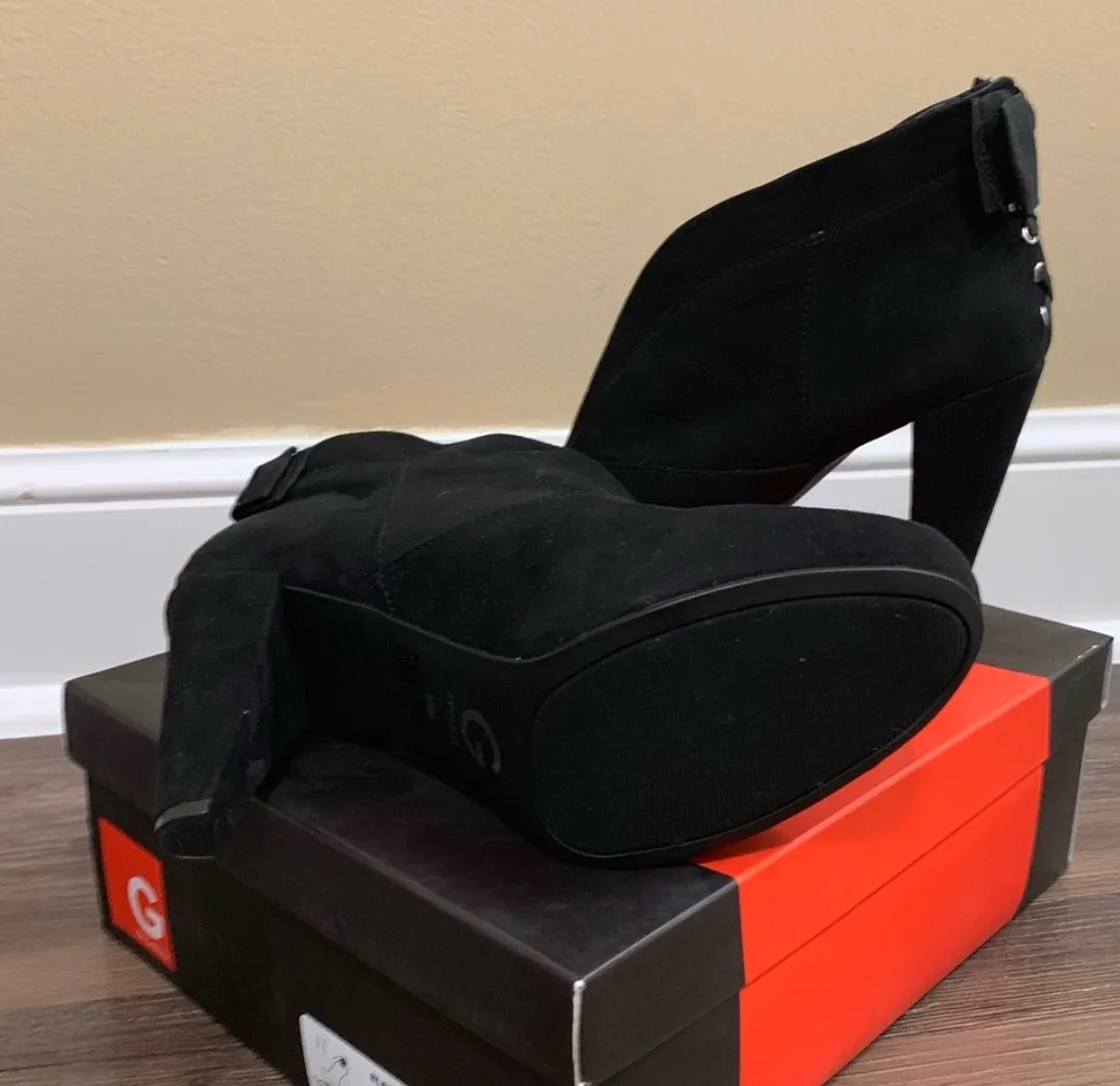 G By  Women’s Black Tarrah Booties 9.5 - Image 7
