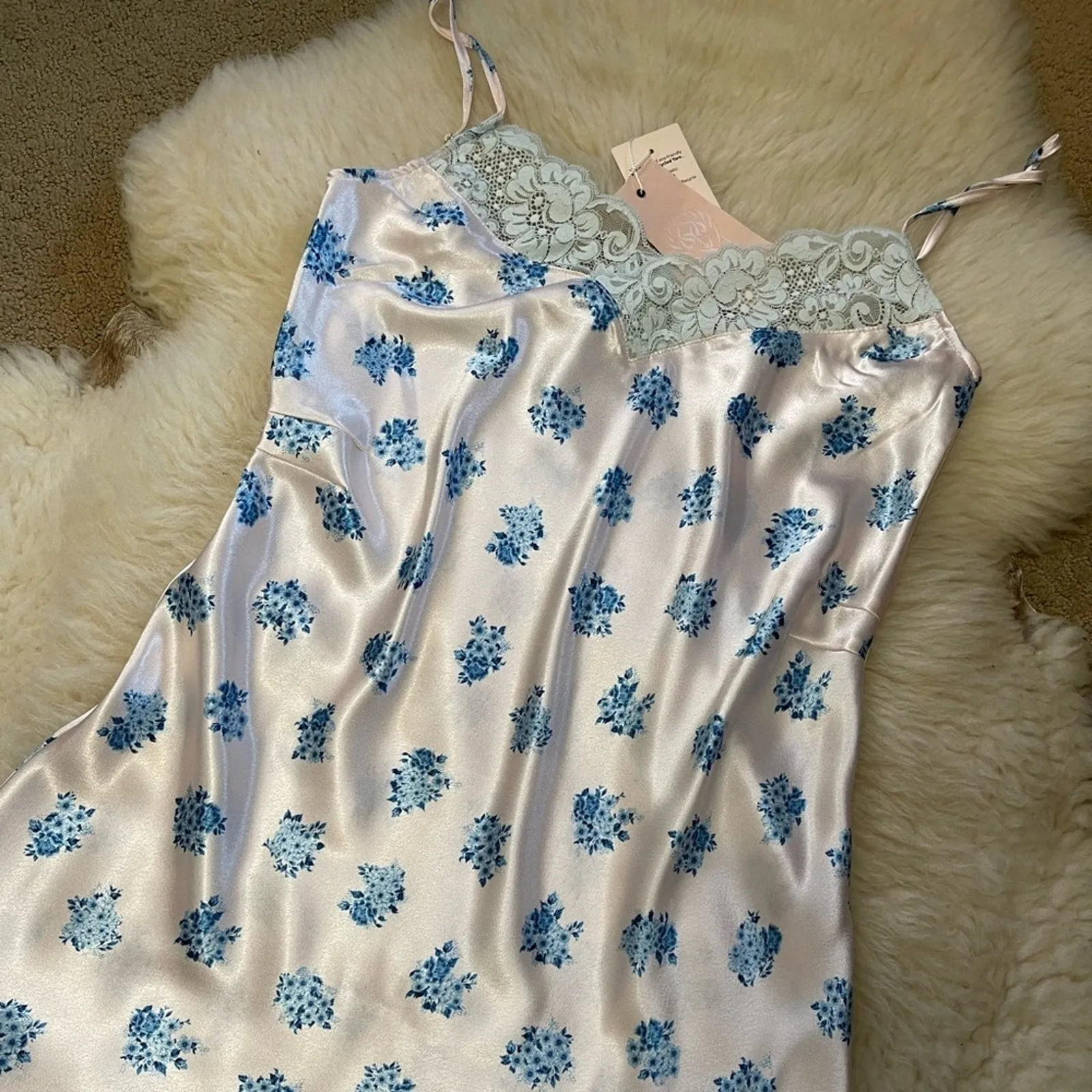We are HAH Oversized Size XS NWT Let It Slip Dress Ditsy Floral French Blue - Image 6