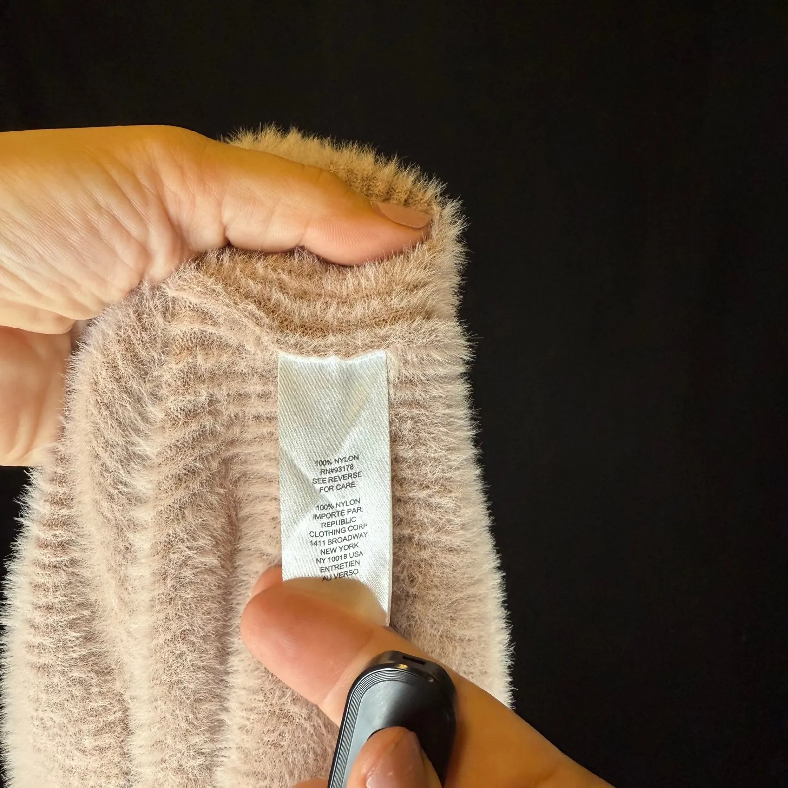 Truth by Republic Oversized Fuzzy Knit Pullover Sweater Mock Neck Beige Tan Size XS - Image 4