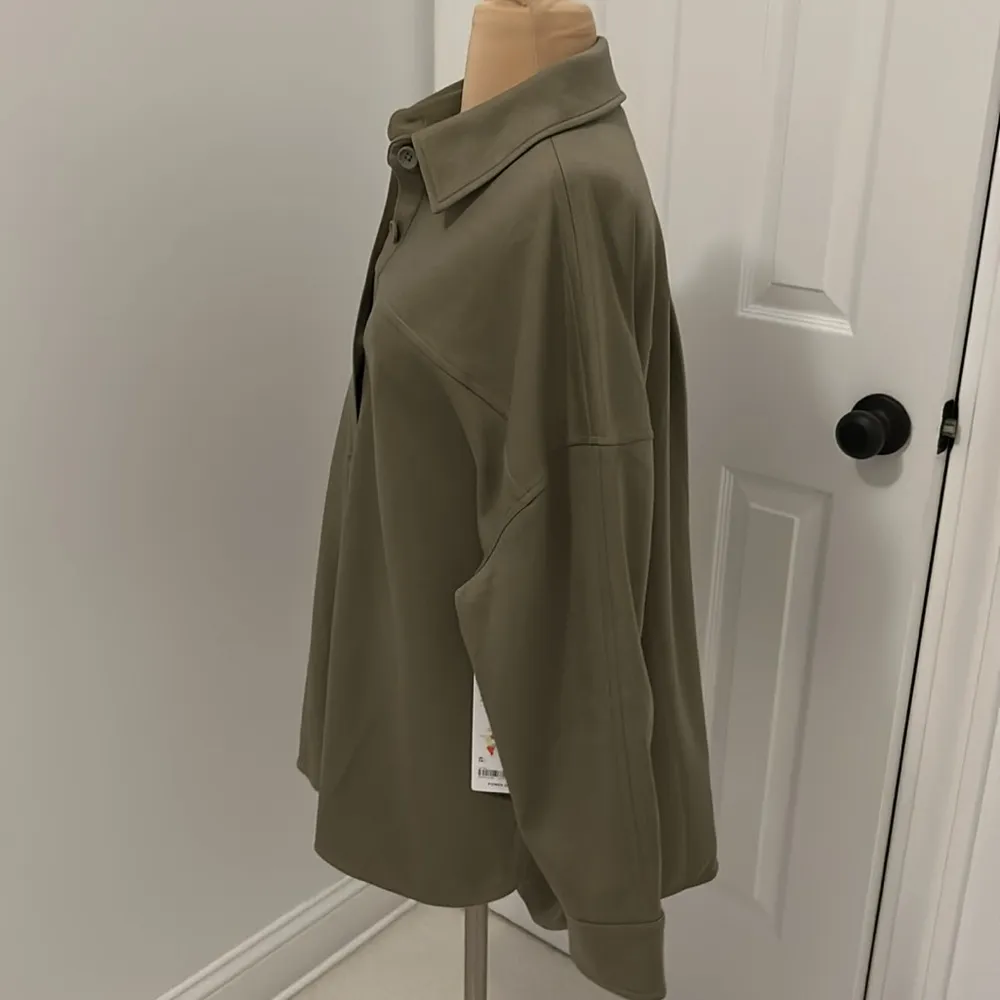 Athleta Allure Shirt Jacket Olive - Image 5